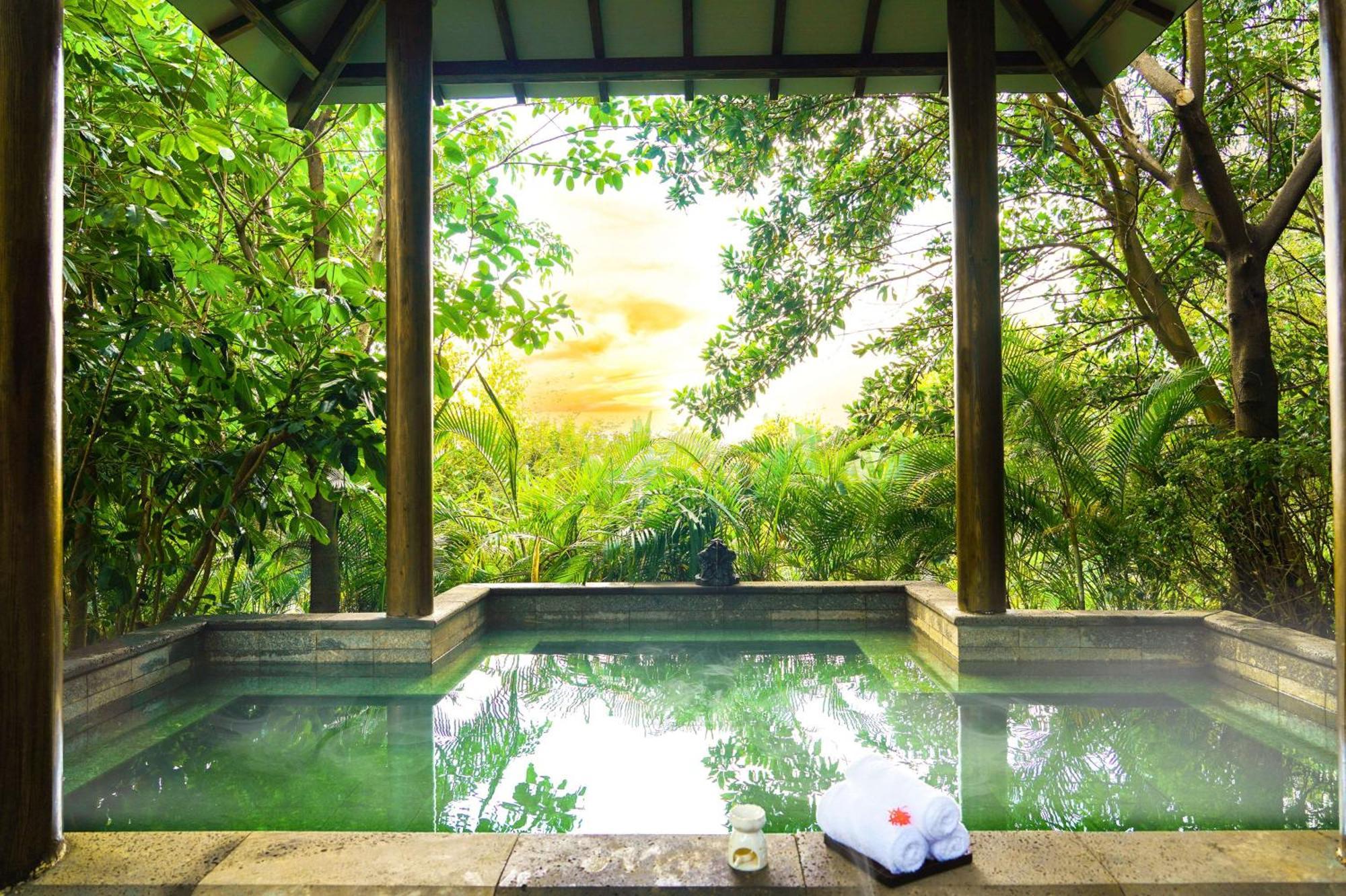 Doubletree By Hilton Lingshui Hot Spring Hotel Екстериор снимка